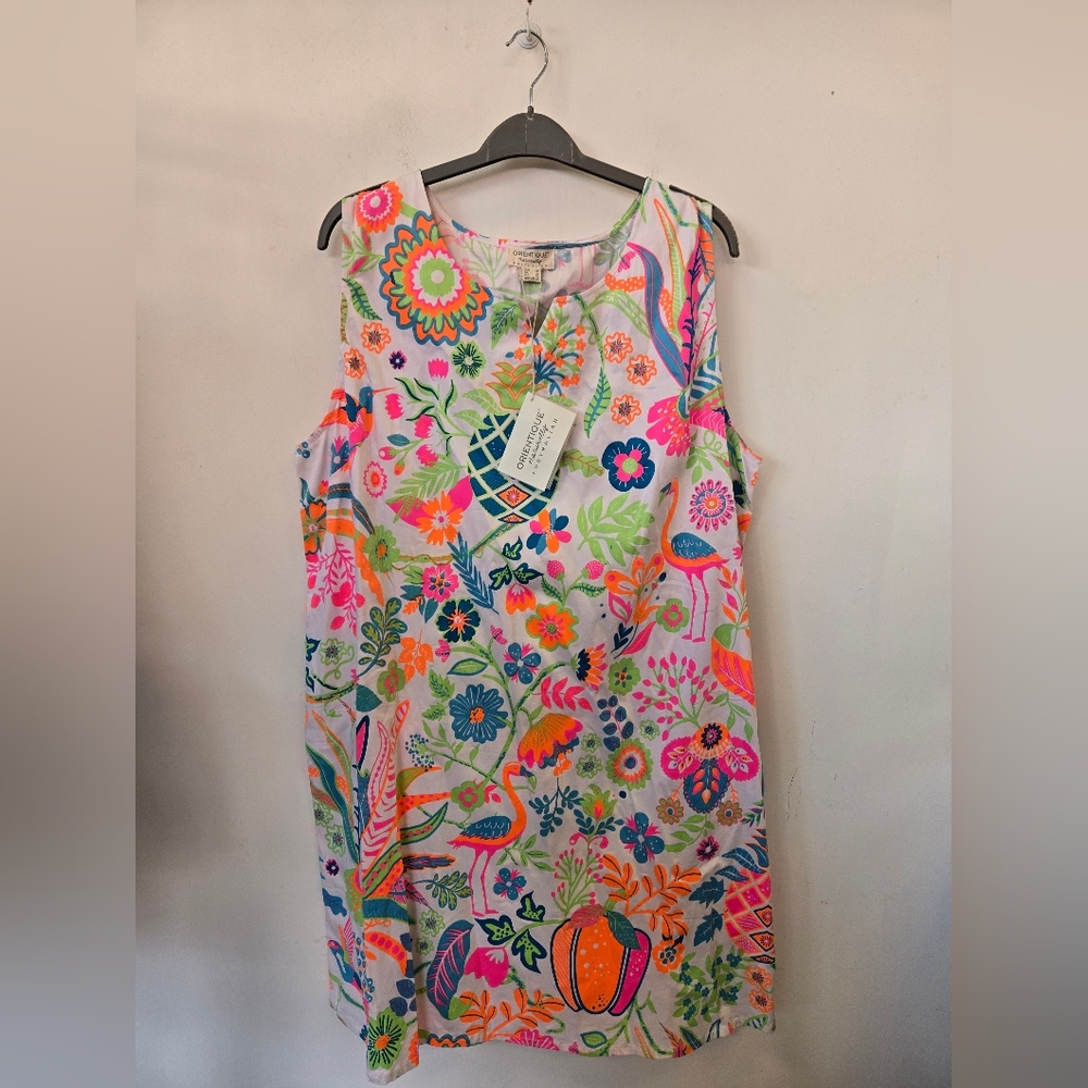 Vibrant Floral Midi Dress With Pocket NWT